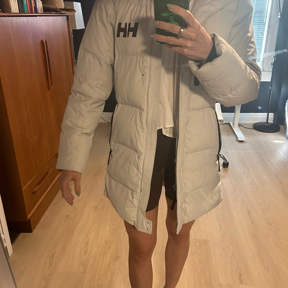 HellyHansen puffer- Adore Puffy Parka - Picture 4 of 4